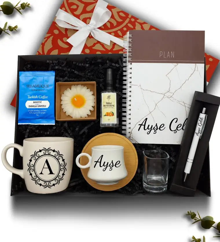 Beyaz Kupa & Bambu Tabaklı Fincan & Defter & Selamlique Mastik Kahve & Rebul Kolonya & Mum & Kahve Yanı Cam Su Bardağı & Kalem Hediye Seti - Şanlıurfa çiçek siparişi