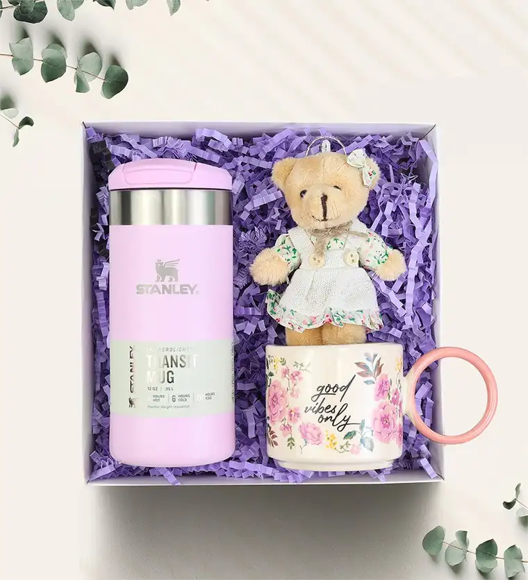 Pembe Stanley Termoslu Doğum Günü Hediye Seti - Bitlis çiçek siparişi