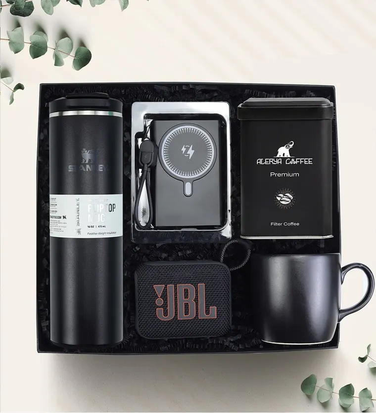 Stanley Termos Magsafe Powerbank Kupa JBL Hoparlör Filtre Kahve Hediye Seti - Bitlis çiçek siparişi